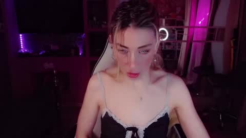 Nicole online show from 05/09/26, 10:48