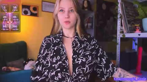 Nicole online show from 11/19/25, 12:27