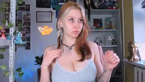 Nicole online show from 07/12/26, 02:13