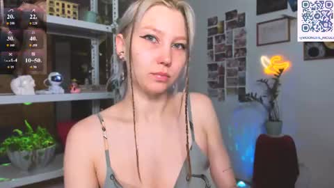 Nicole online show from 07/26/26, 09:43