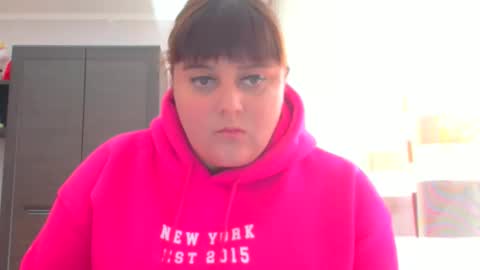 Nicole online show from 10/02/25, 09:27