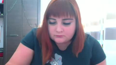 Nicole online show from 12/21/25, 11:28