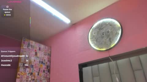 nicole_rosales online show from 09/22/25, 07:27