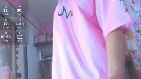 nicole_rosales online show from 10/04/25, 07:01