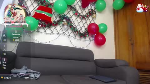 Nicole Santana online show from 12/30/24, 10:23