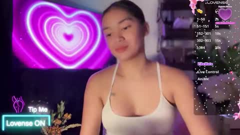 Snapshot of nicolecellini chatting on 10/25/25, 06:43 NICOLE online show from 10/25/25, 06:43