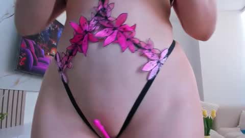 Snapshot of nicoleeorson chatting on 02/28/26, 03:57 Nicolle online show from 02/28/26, 03:57