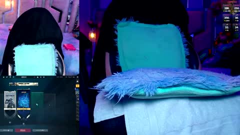 Nicole online show from 04/29/26, 06:03