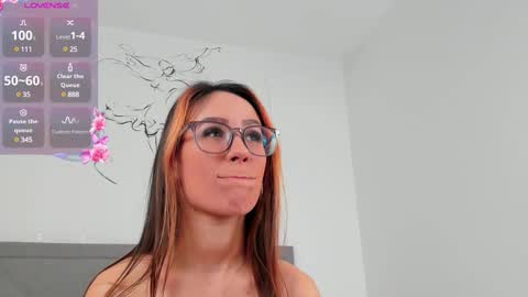 Snapshot of nicoleirisxxx chatting on 03/12/25, 10:05 nicoleirisxxx online show from 03/12/25, 10:05