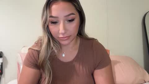 Snapshot of nicolelovesyou444 chatting on 09/10/25, 01:55 nicolelovesyou444 online show from 09/10/25, 01:55