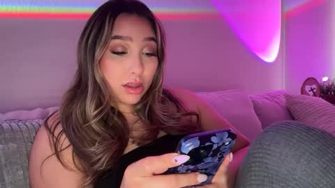 Snapshot of nicolelovesyou444 chatting on 02/20/26, 03:23 nicolelovesyou444 online show from 02/20/26, 03:23