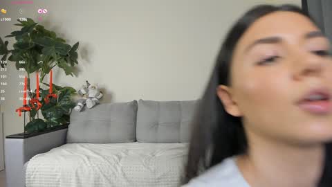 Dua Lipa online show from 12/25/24, 07:13