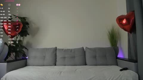 Dua Lipa online show from 02/19/25, 04:11