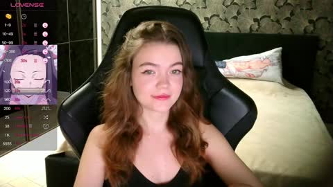 Snapshot of nicolemeew chatting on 12/29/24, 10:14 NicoleMeew online show from 12/29/24, 10:14