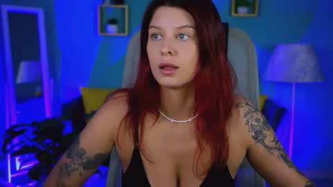 Snapshot of nicolemoonn chatting on 06/23/26, 10:19 online November 28 from 16 to 20 November 29 from 12 to 20 December 3 and 5 from 12 to 20 December 7 and 8 from 04 to 08 GMT online show from 06/23/26, 10:19