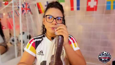 Andrea give it a thumbs up please its important  online show from 06/14/26, 04:42