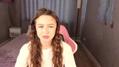 Snapshot of nicolerossss chatting on 07/06/26, 01:13 NicoleRossss online show from 07/06/26, 01:13