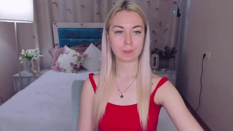 NicoleStunning online show from 05/09/26, 05:56