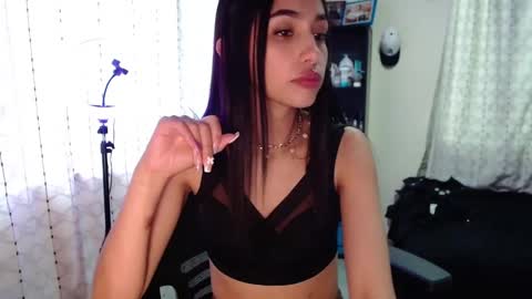 Nicole online show from 11/13/25, 09:14