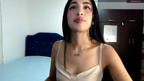 Snapshot of nicoletta_c66 chatting on 07/07/26, 10:47 Nicole online show from 07/07/26, 10:47