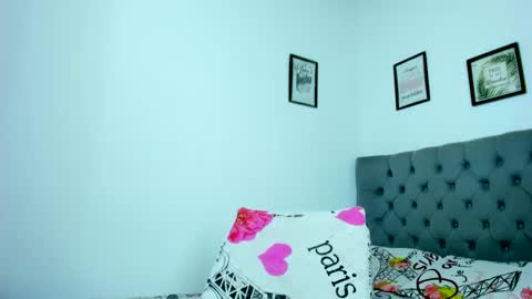  ELIZABETH  online show from 11/17/25, 01:33