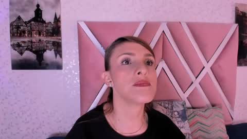 Snapshot of nicoll_89 chatting on 04/24/26, 12:07 nicoll_89 online show from 04/24/26, 12:07