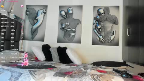 Snapshot of nicolle_hanks1 chatting on 12/20/24, 03:03 nicolle_hanks1 online show from 12/20/24, 03:03