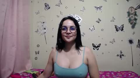 Snapshot of nicolle_sky chatting on 02/04/26, 07:58 nicolle_sky online show from 02/04/26, 07:58