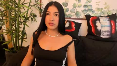 Snapshot of nicollelima chatting on 02/28/25, 08:07 Nicolle Lima online show from 02/28/25, 08:07