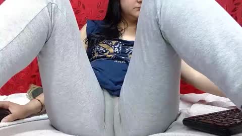 Snapshot of nicolleowens chatting on 02/07/26, 09:40 NICOLLE online show from 02/07/26, 09:40