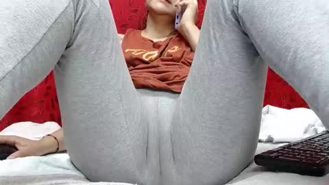 Snapshot of nicolleowens chatting on 02/14/26, 09:55 NICOLLE online show from 02/14/26, 09:55