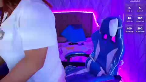 Nicolle Miley online show from 09/24/25, 04:05