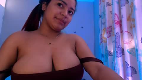 Snapshot of nicolletaylorq chatting on 03/20/26, 08:46 Nicolle Miley online show from 03/20/26, 08:46