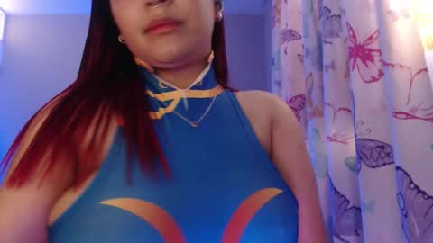 Snapshot of nicolletaylorq chatting on 04/10/26, 07:29 Nicolle Miley online show from 04/10/26, 07:29