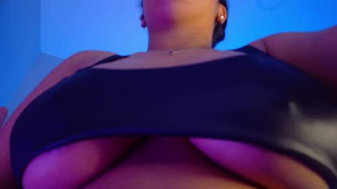 Snapshot of nicolletaylorq chatting on 06/21/26, 04:26 Nicolle Miley online show from 06/21/26, 04:26