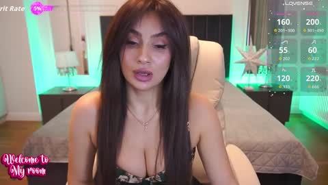 Snapshot of nicolnightt chatting on 04/02/26, 06:00 Nicole online show from 04/02/26, 06:00