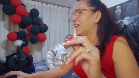 Snapshot of nicoltatiana_ chatting on 04/29/26, 12:05 nicoltatiana_ online show from 04/29/26, 12:05