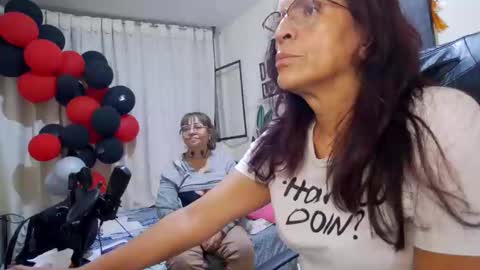 Snapshot of nicoltatiana_ chatting on 05/08/26, 12:16 nicoltatiana_ online show from 05/08/26, 12:16