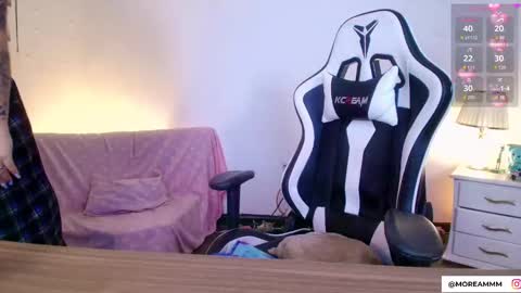 Nicol online show from 10/25/25, 01:46