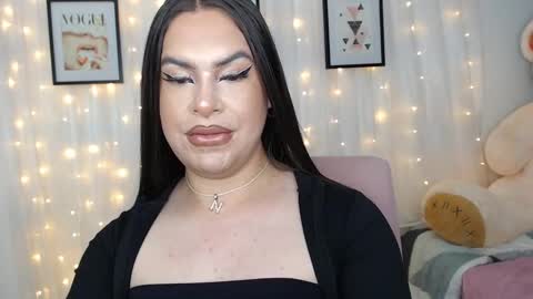 Snapshot of nicoobaby chatting on 02/01/25, 11:27 nicoobaby online show from 02/01/25, 11:27