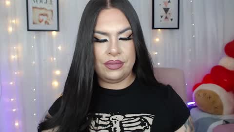 Snapshot of nicoobaby chatting on 02/17/25, 08:15 nicoobaby online show from 02/17/25, 08:15