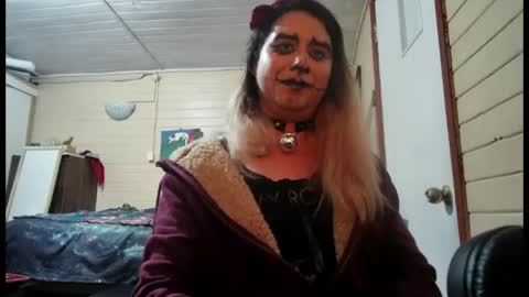 Snapshot of nidhogg_gothicc_neko chatting on 08/04/26, 03:21 Nidhgg online show from 08/04/26, 03:21
