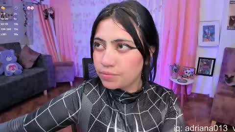 Snapshot of nidrii_07 chatting on 02/15/26, 07:51 900 300 online show from 02/15/26, 07:51