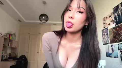 Hanna online show from 05/01/26, 08:08