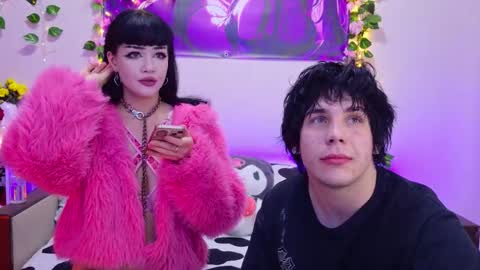 Snapshot of night_angell chatting on 11/17/25, 04:46 Night angel online show from 11/17/25, 04:46