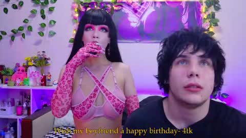 Snapshot of night_angell chatting on 11/23/25, 03:45 Night angel online show from 11/23/25, 03:45