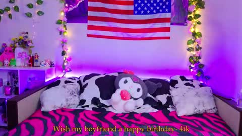 Snapshot of night_angell chatting on 11/27/25, 01:13 Night angel online show from 11/27/25, 01:13