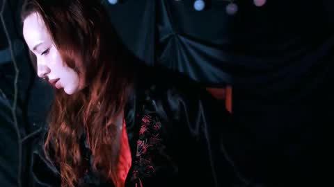 Lilitht online show from 11/15/25, 04:43