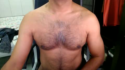 Snapshot of night_rider09711 chatting on 12/22/24, 05:12 night_rider09711 online show from 12/22/24, 05:12