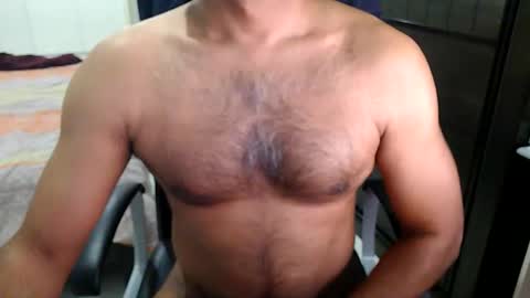 Snapshot of night_rider09711 chatting on 12/29/24, 07:11 night_rider09711 online show from 12/29/24, 07:11